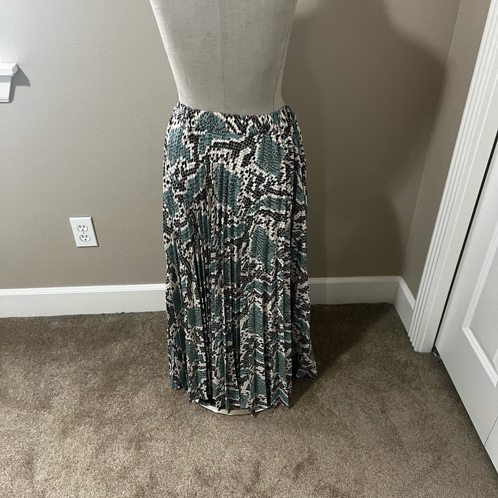 Top Shop pleated midi skirt